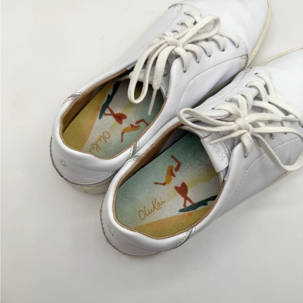 OluKai Pehuea Li Ili Women's Size 8.5 White Leather Sneakers - Picture 5 of 10